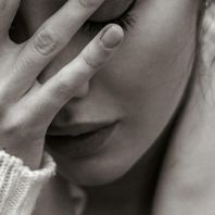 Donna - Colloquio psicologico studio Viterbo