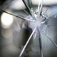 Specchio rotto: un'esperienza traumatica