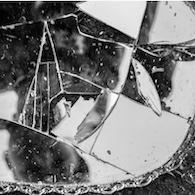 Specchio rotto: un'esperienza traumatica